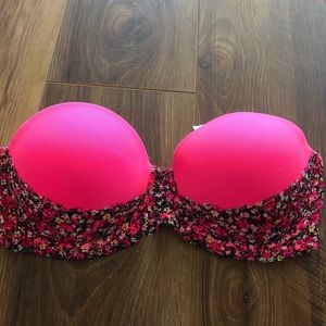 Victoria’s Secret Strapless Bra